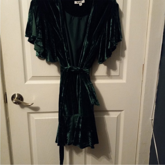 BB Dakota dark green velvet wrap dress - Picture 2 of 6